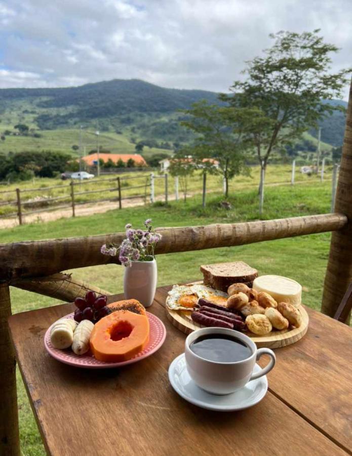 Chalés de Hórus São Tomé das Letras Esterno foto